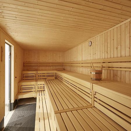 Reetland Am Meer - Premium Reetdachvilla Mit 2 Schlafzimmern, Sauna Und Kamin E04 Dranske Kültér fotó