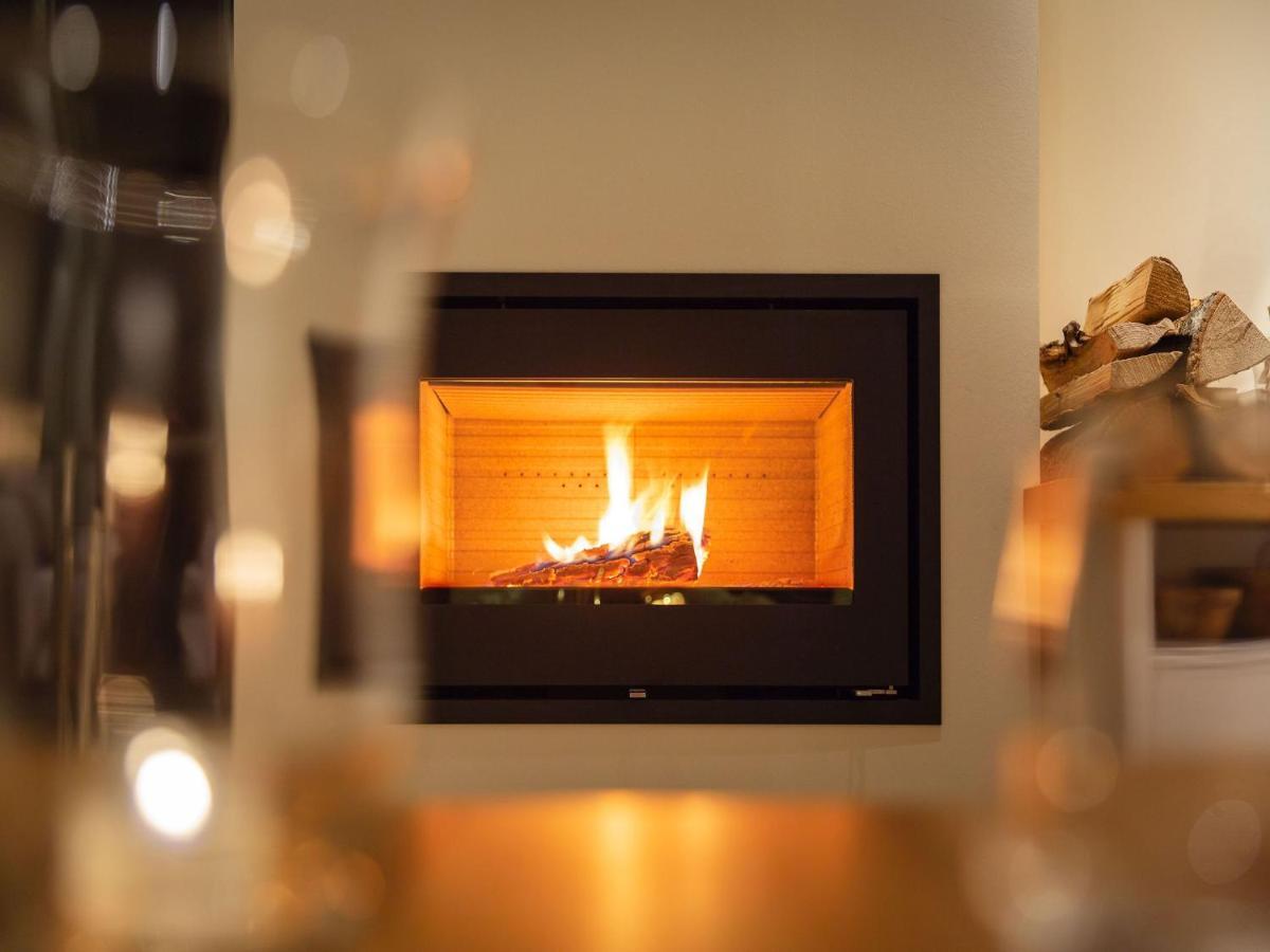 Reetland Am Meer - Premium Reetdachvilla Mit 2 Schlafzimmern, Sauna Und Kamin E04 Dranske Kültér fotó
